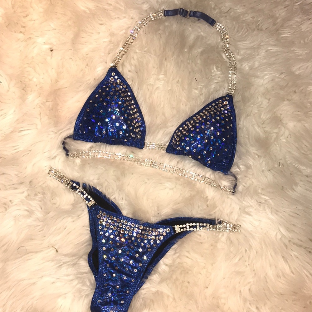 NPC competition suit B-C top size S bottom